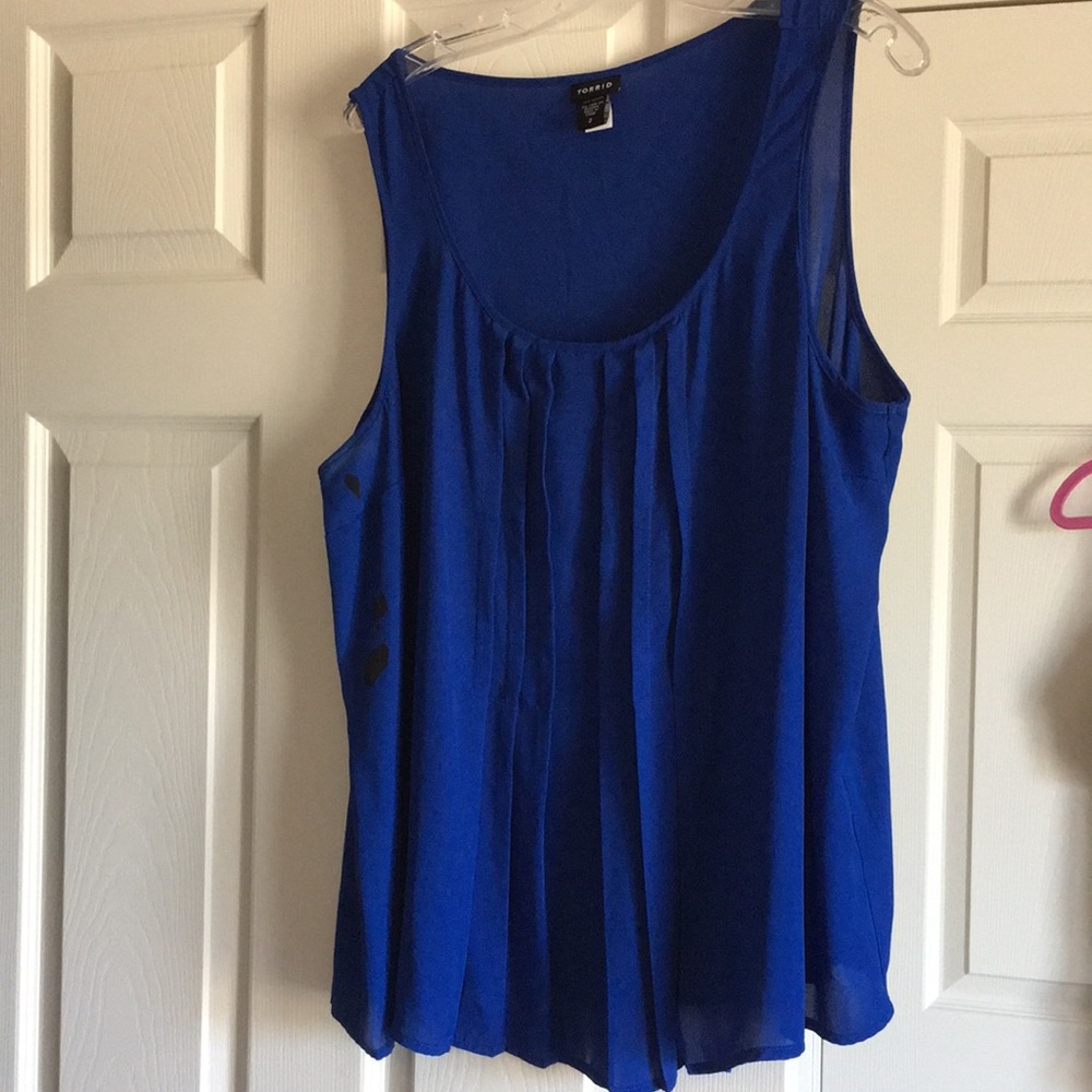 Torrid dressy blue tank